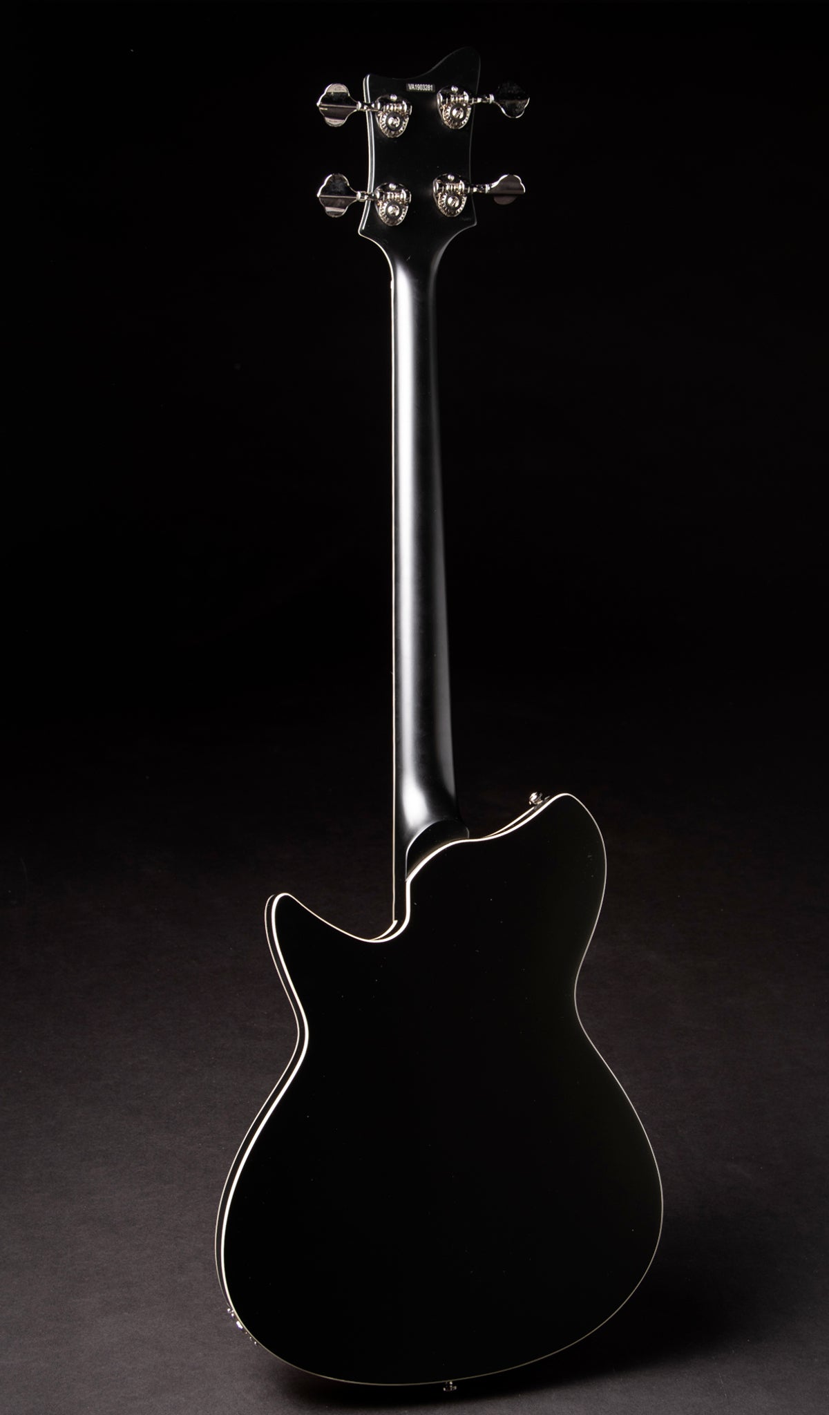 Eastwood Guitars Rivolta Combinata Bass VII Toro Black Satin #color_toro-black-satin