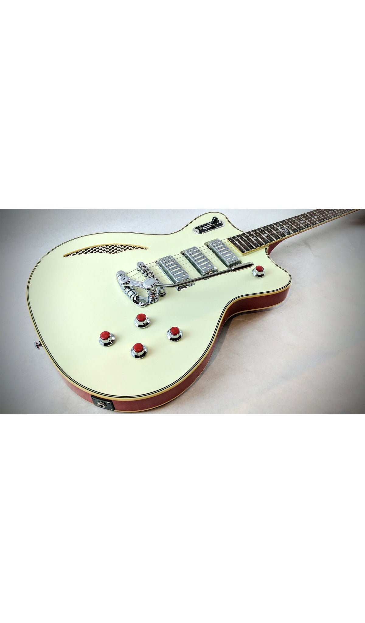 Bill Nelson Astroluxe Cadet DLX D - Electric Guitar – Eastwood Guitars